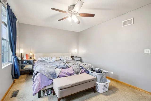 $240,000 | 1010 Symphony Drive, Aurora, IL 60504