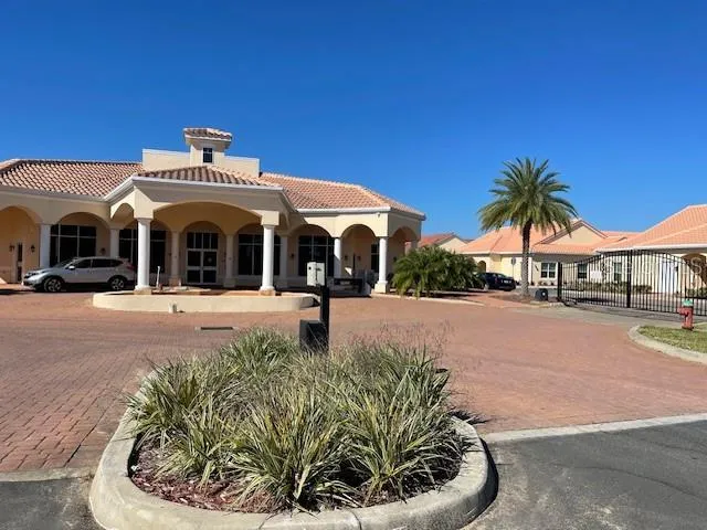 $255,000 | 2611 Shantiniketan Boulevard, Unit G11, Tavares, FL 32778