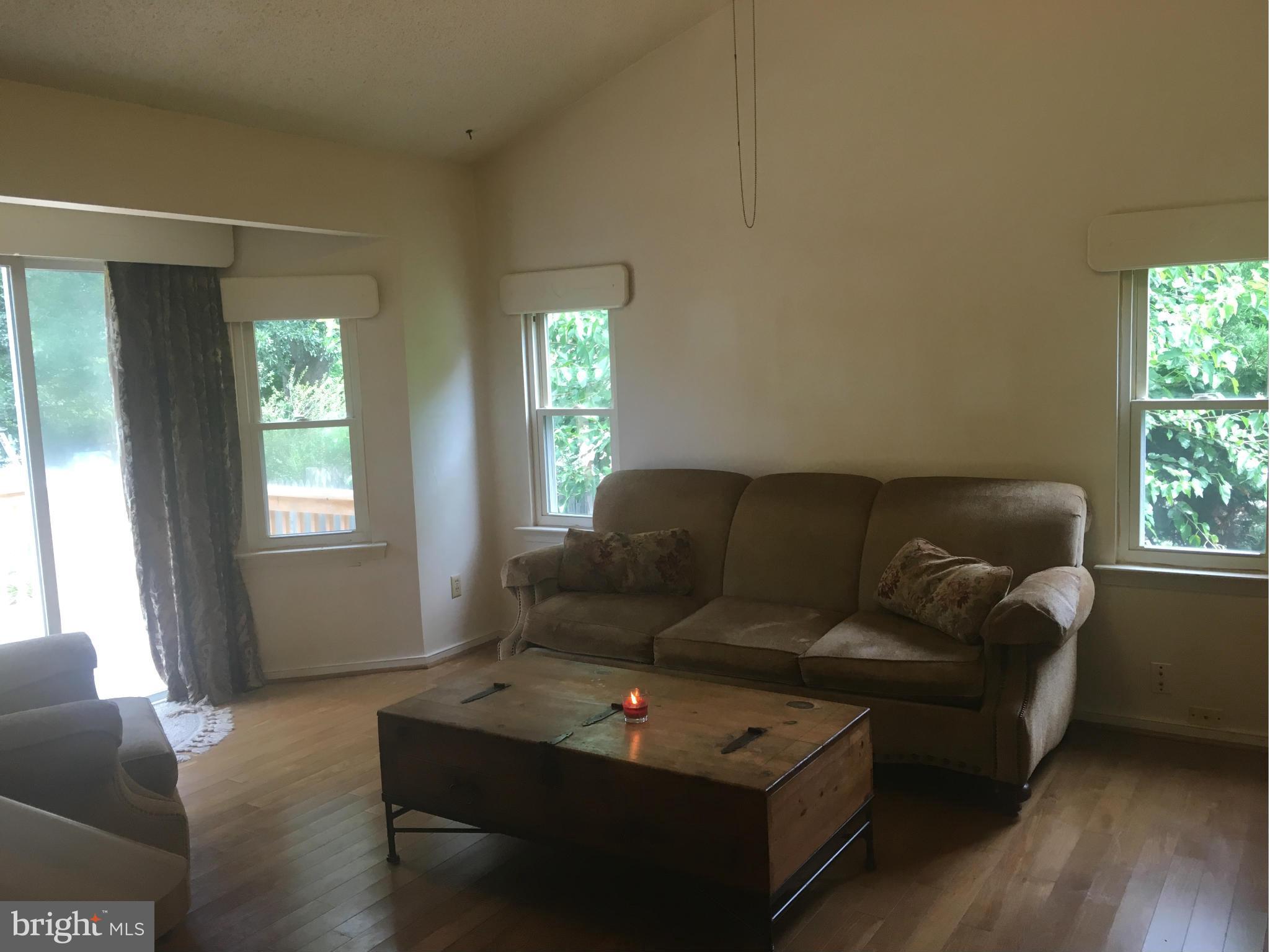 177 Choptank Road Stafford, VA 22556 - Photo 4 of 12 Family Room