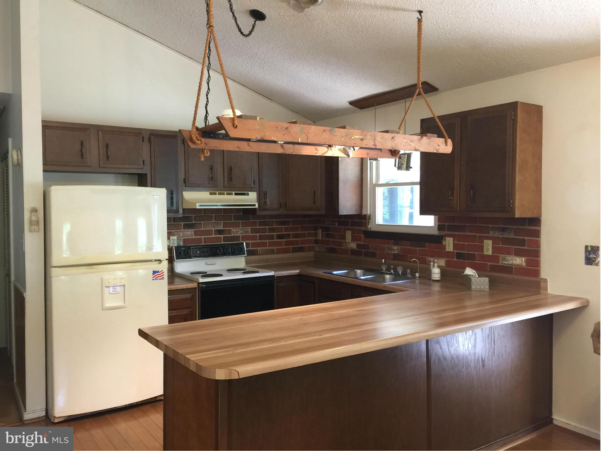 177 Choptank Road Stafford, VA 22556 - Photo 5 of 12 Kitchen