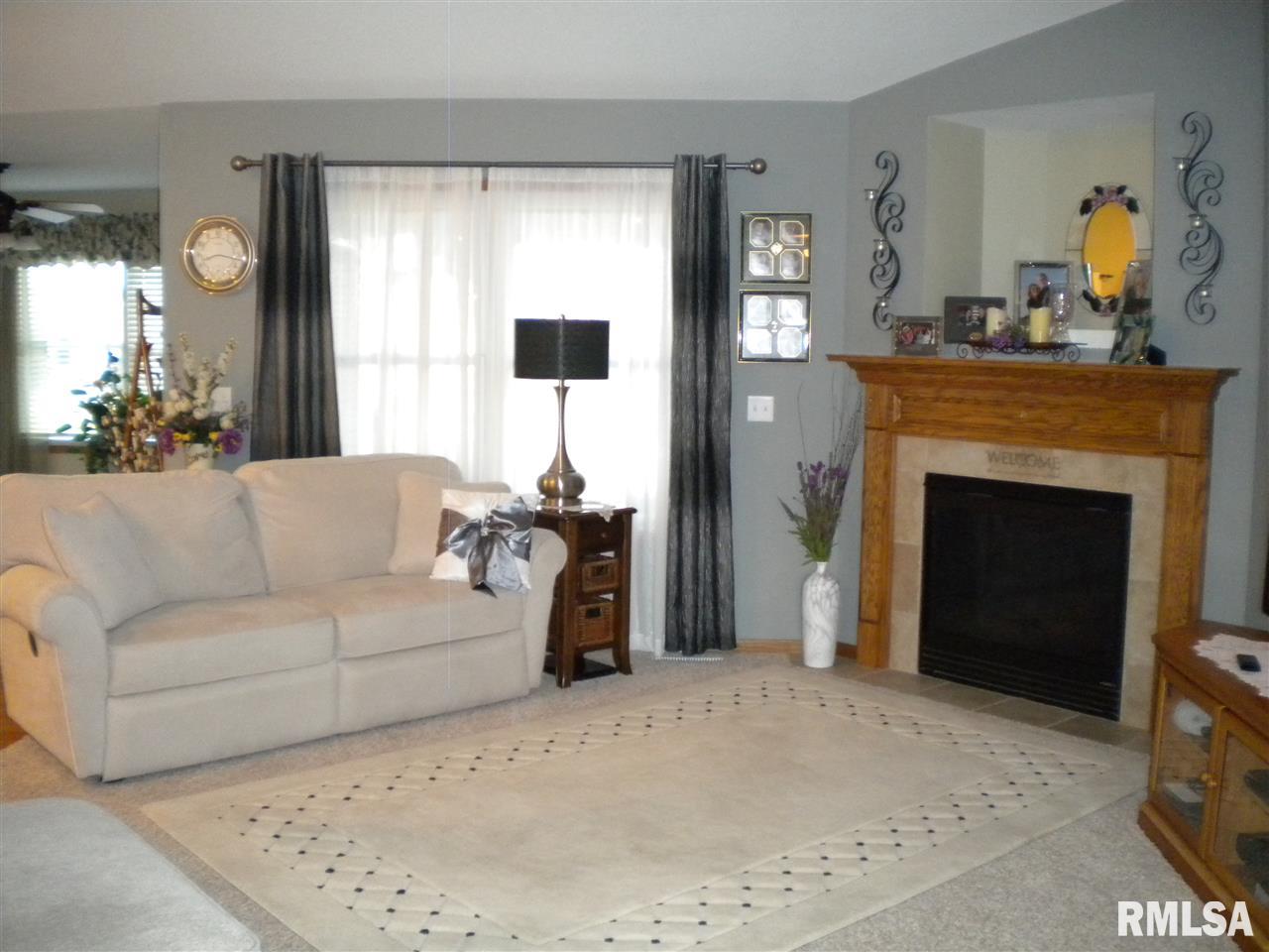 1111 Crestview Drive Durant, IA 52747 - Photo 3 of 22
