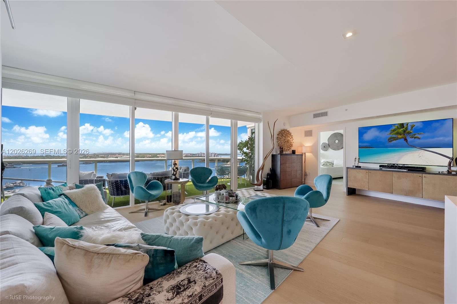 400 Alton Road, Unit 1506 Miami Beach, FL 33139 - Photo 5 of 23
