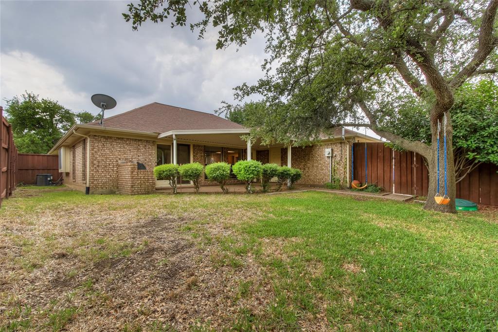 1513 Mission Ridge Trail Carrollton, TX 75007 - Photo 3 of 27