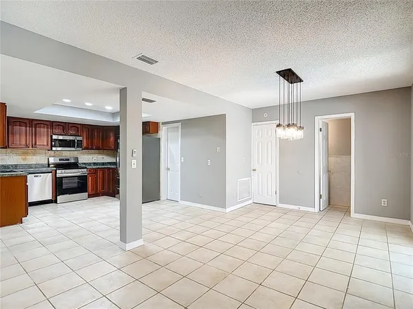 $478,900 | 2445 Glenview Drive, Land O' Lakes, FL 34639