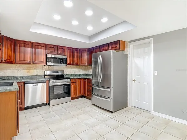 $478,900 | 2445 Glenview Drive, Land O' Lakes, FL 34639