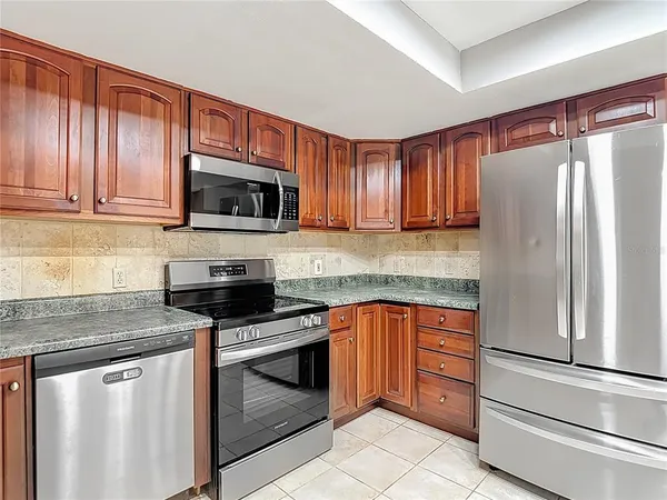 $478,900 | 2445 Glenview Drive, Land O' Lakes, FL 34639
