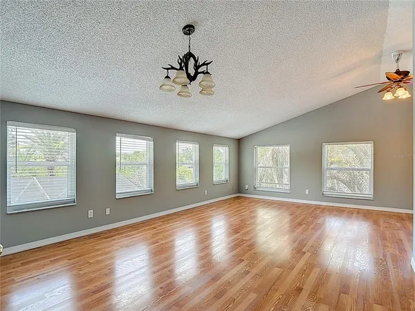 $478,900 | 2445 Glenview Drive, Land O' Lakes, FL 34639