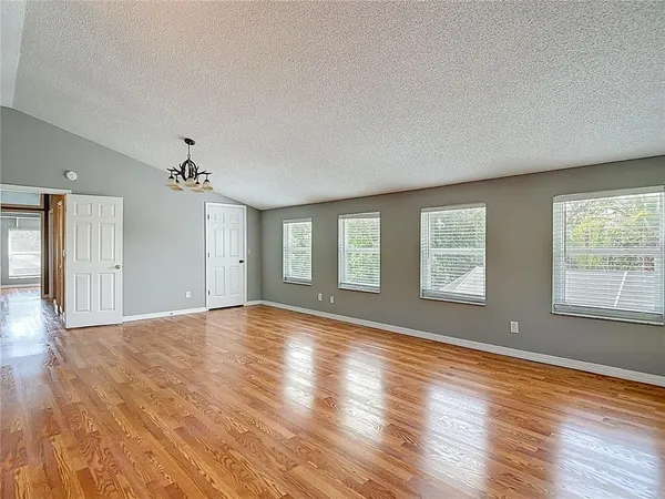 $478,900 | 2445 Glenview Drive, Land O' Lakes, FL 34639