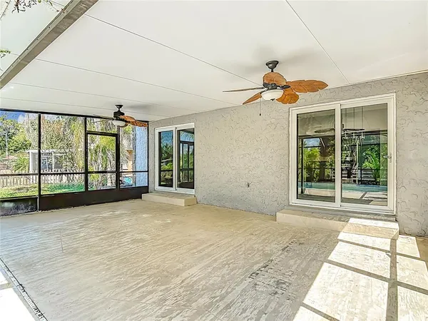 $478,900 | 2445 Glenview Drive, Land O' Lakes, FL 34639