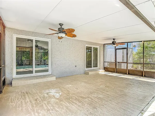 $478,900 | 2445 Glenview Drive, Land O' Lakes, FL 34639