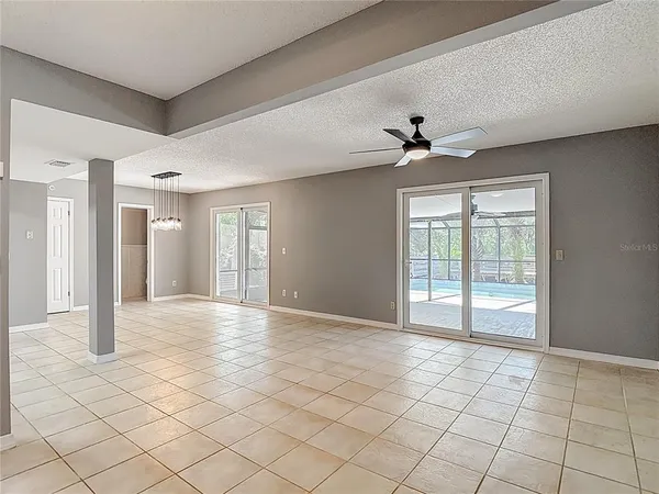 $478,900 | 2445 Glenview Drive, Land O' Lakes, FL 34639