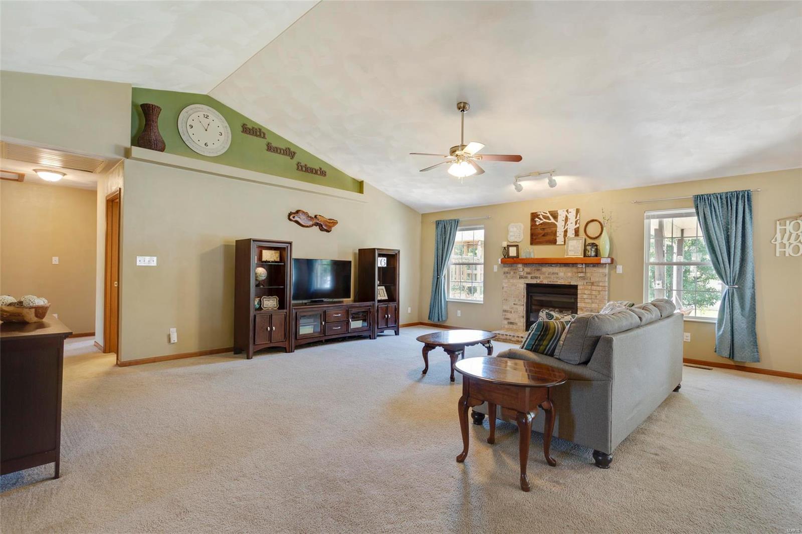 1411 Rachael Lane Waterloo, IL 62298 - Photo 12 of 46