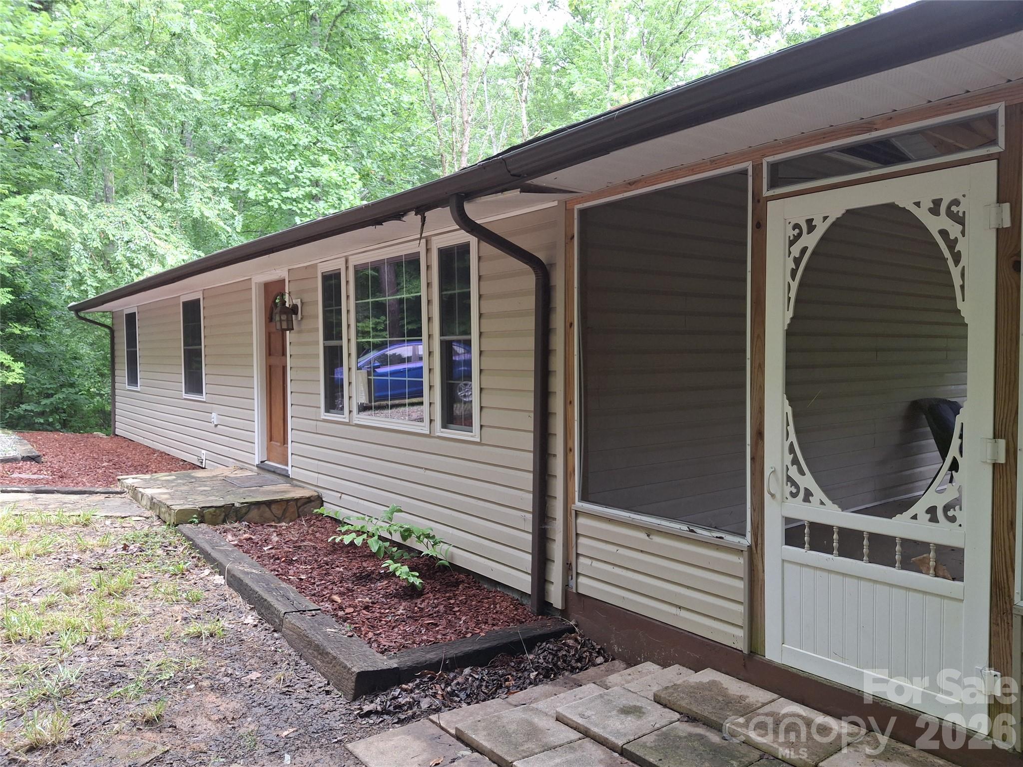 232 Tilson Street Mars Hill, NC 28754 - Photo 3 of 22