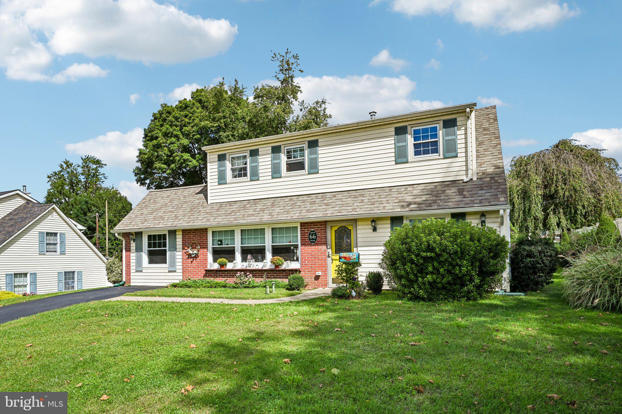 66 Quiet Road Levittown, PA 19057 - Photo 2 of 37 Gallery Image 2