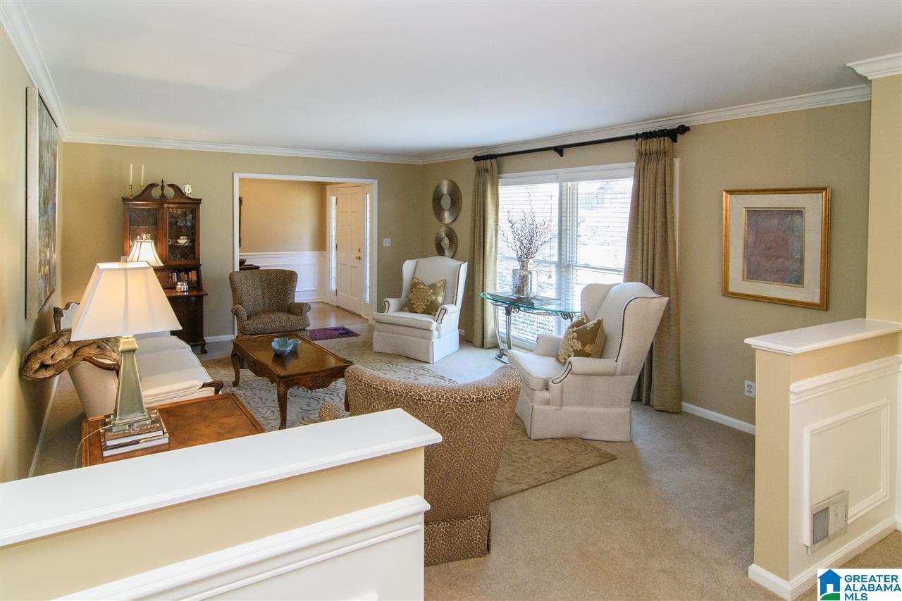 1817 Post Oak Road Vestavia Hills, AL 35216 - Photo 8 of 50