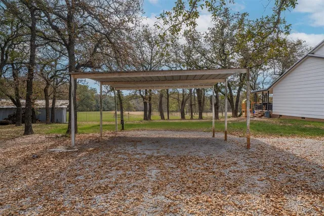 $430,000 | 218 Private Road 3638, Springtown, TX 76082