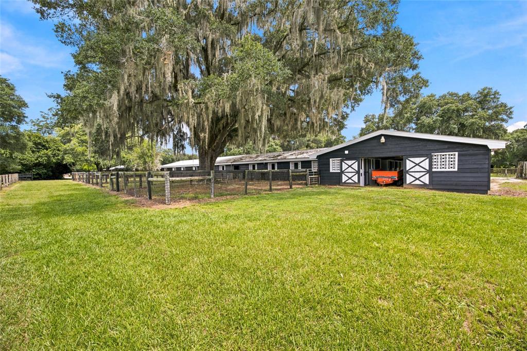3825 Northwest 160th Street Reddick, FL 32686 - Photo 18 of 71