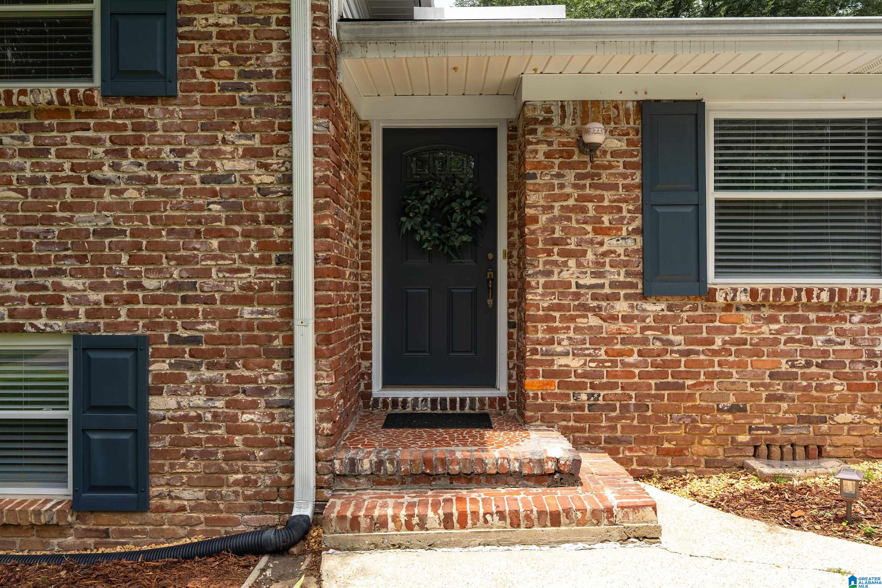 3525 Laurel View Lane Hoover, AL 35243 - Photo 2 of 30