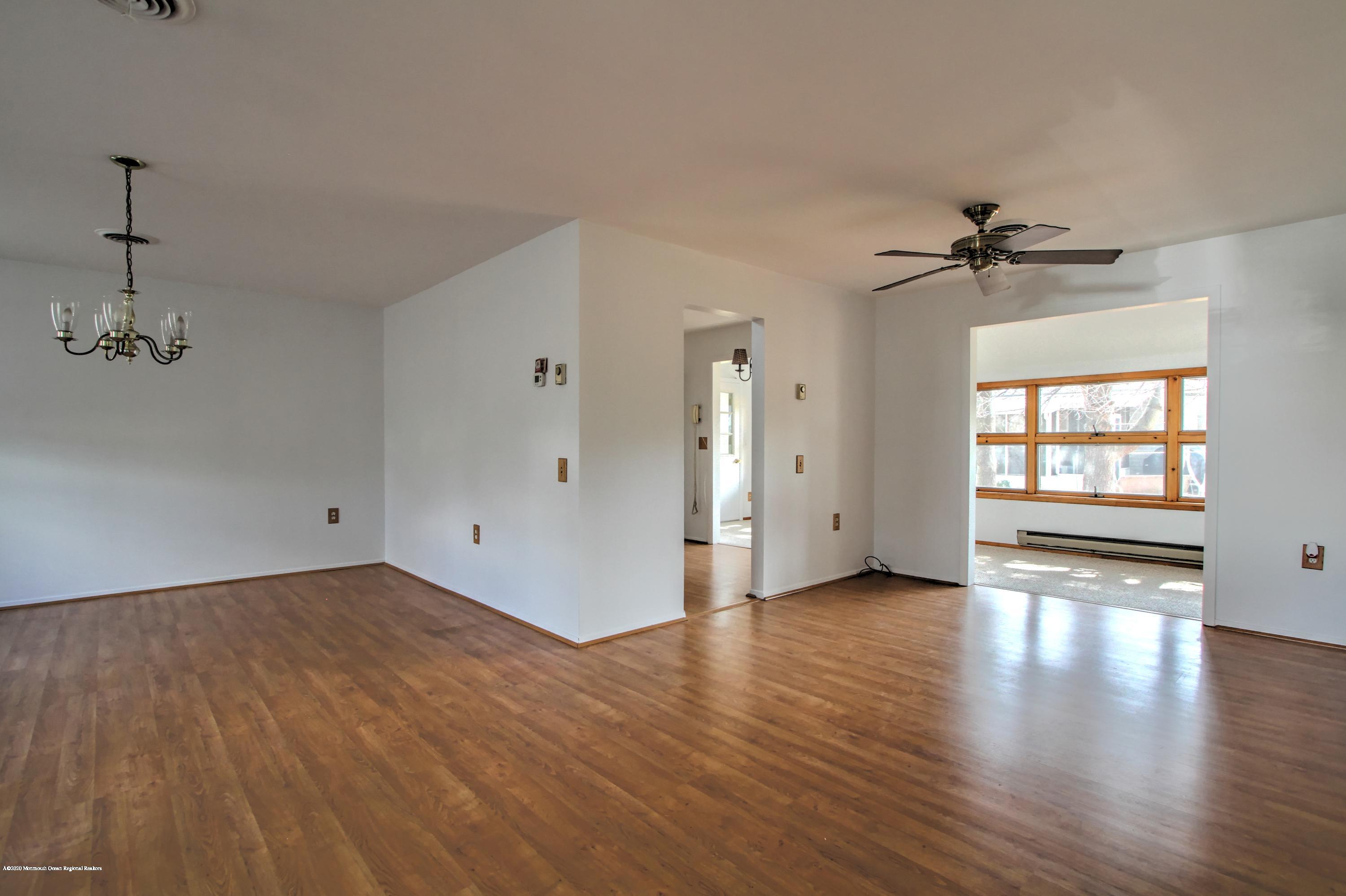 24 Berkshire Road Whiting, NJ 08759 - Photo 8 of 23 Open View