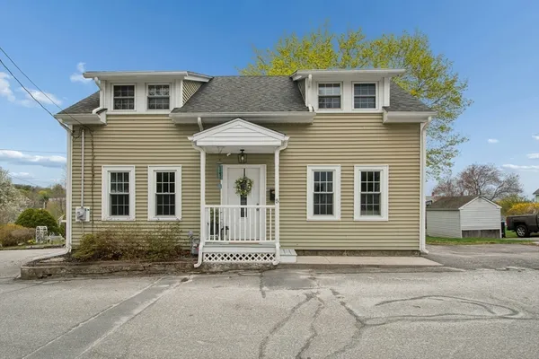 $420,000 | 5 Elm Street, Northbridge, MA 01588