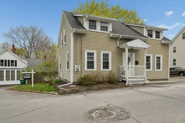 $420,000 | 5 Elm Street, Northbridge, MA 01588