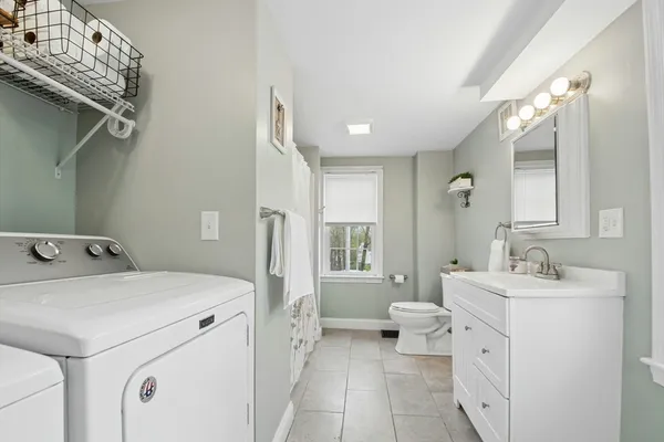 $420,000 | 5 Elm Street, Northbridge, MA 01588