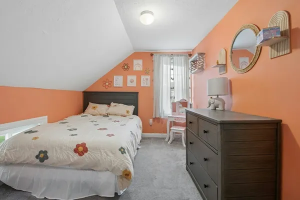 $420,000 | 5 Elm Street, Northbridge, MA 01588