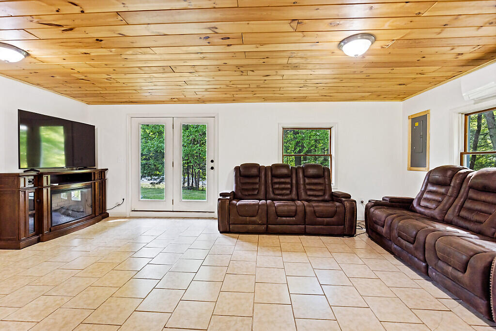 644 Rome Road Rome, ME 04963 - Photo 13 of 35 13_BP5A3862_DxO_mls