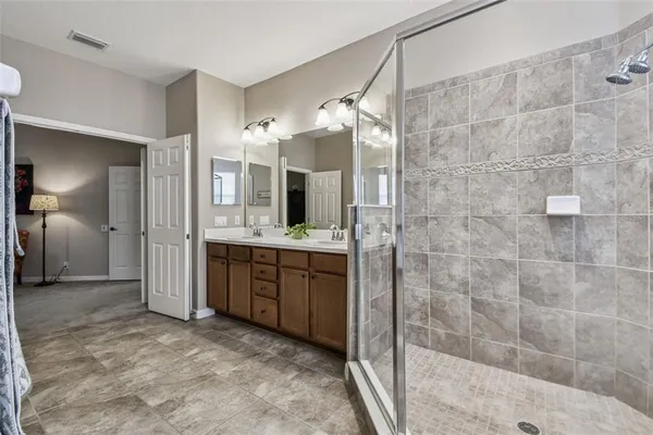 $870,000 | 15613 North Himes Avenue, Tampa, FL 33618