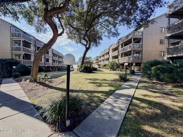 $229,000 | 200 Maison Drive, Unit 104, Myrtle Beach, SC 29572