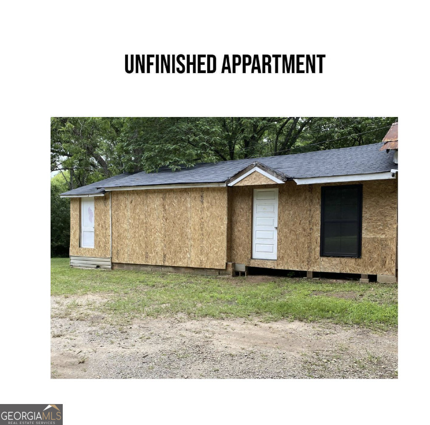 712 Searcy Avenue Griffin, GA 30223 - Photo 4 of 19 a view of a outdoor space