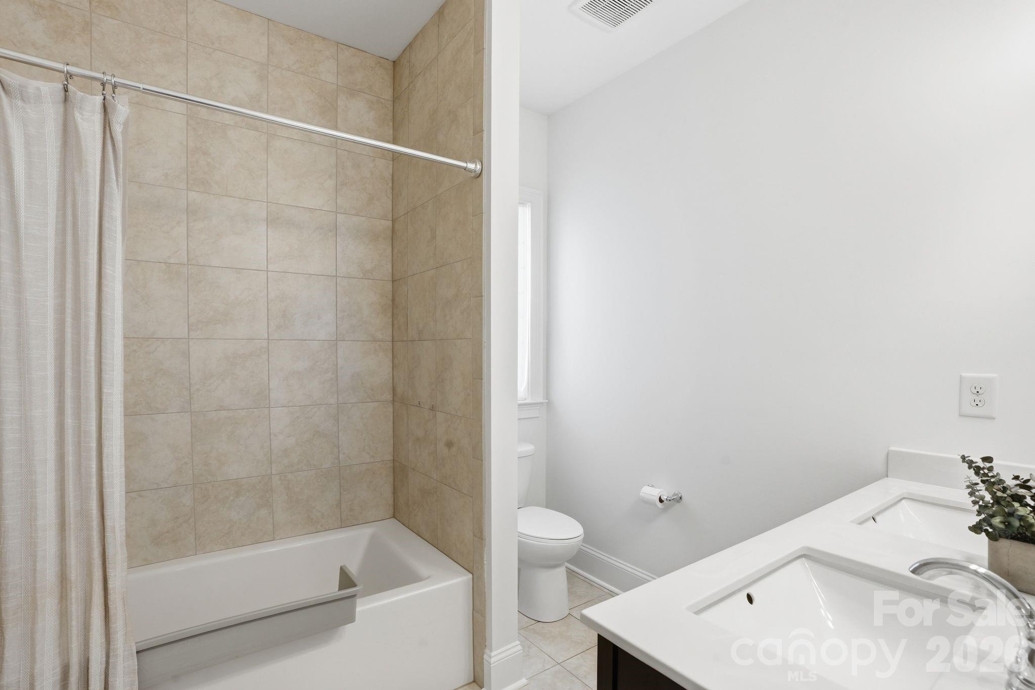 621 Bucks Quarry Court Fort Mill, SC 29708 - Photo 32 of 46 Gallery Image 32