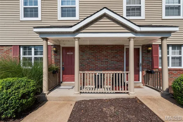 $169,900 | 8825 Wrenwood Lane, Brentwood, MO 63144