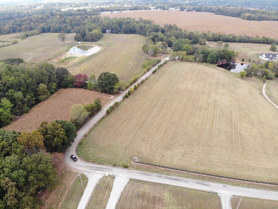 235 Doug Williams Road Portland, TN 37148 - Photo 2 of 9 a view of a outdoor space