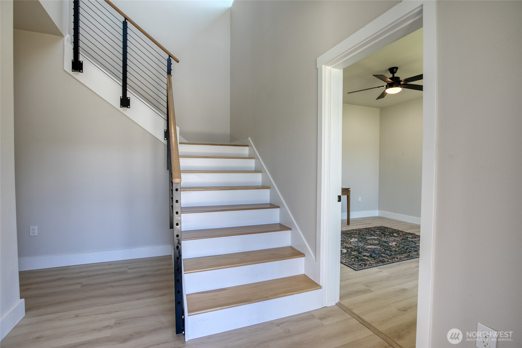 1408 Grays Pointe Lane Aberdeen, WA 98520 - Photo 5 of 32