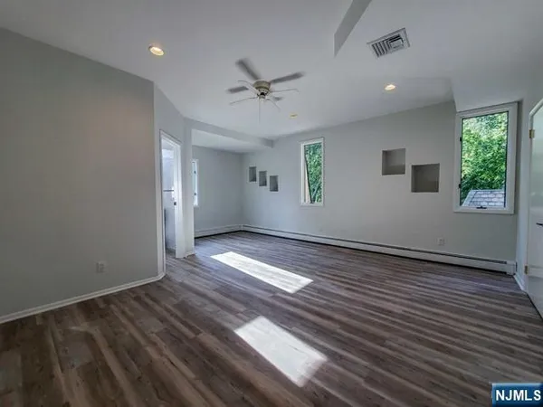 $5,000 | 23 6th Street, Englewood Cliffs, NJ 07632