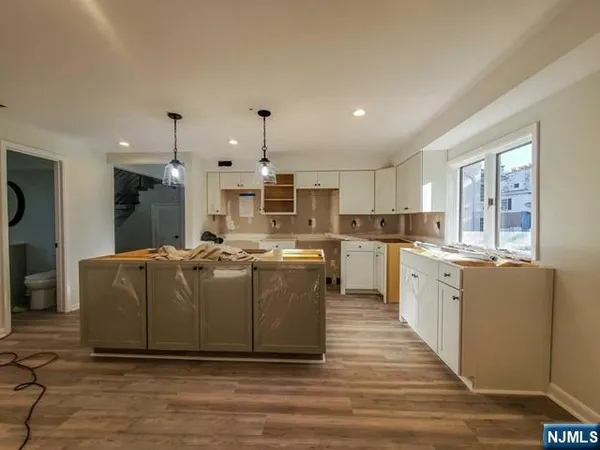 $5,000 | 23 6th Street, Englewood Cliffs, NJ 07632