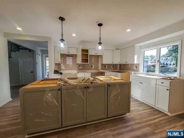 $5,000 | 23 6th Street, Englewood Cliffs, NJ 07632