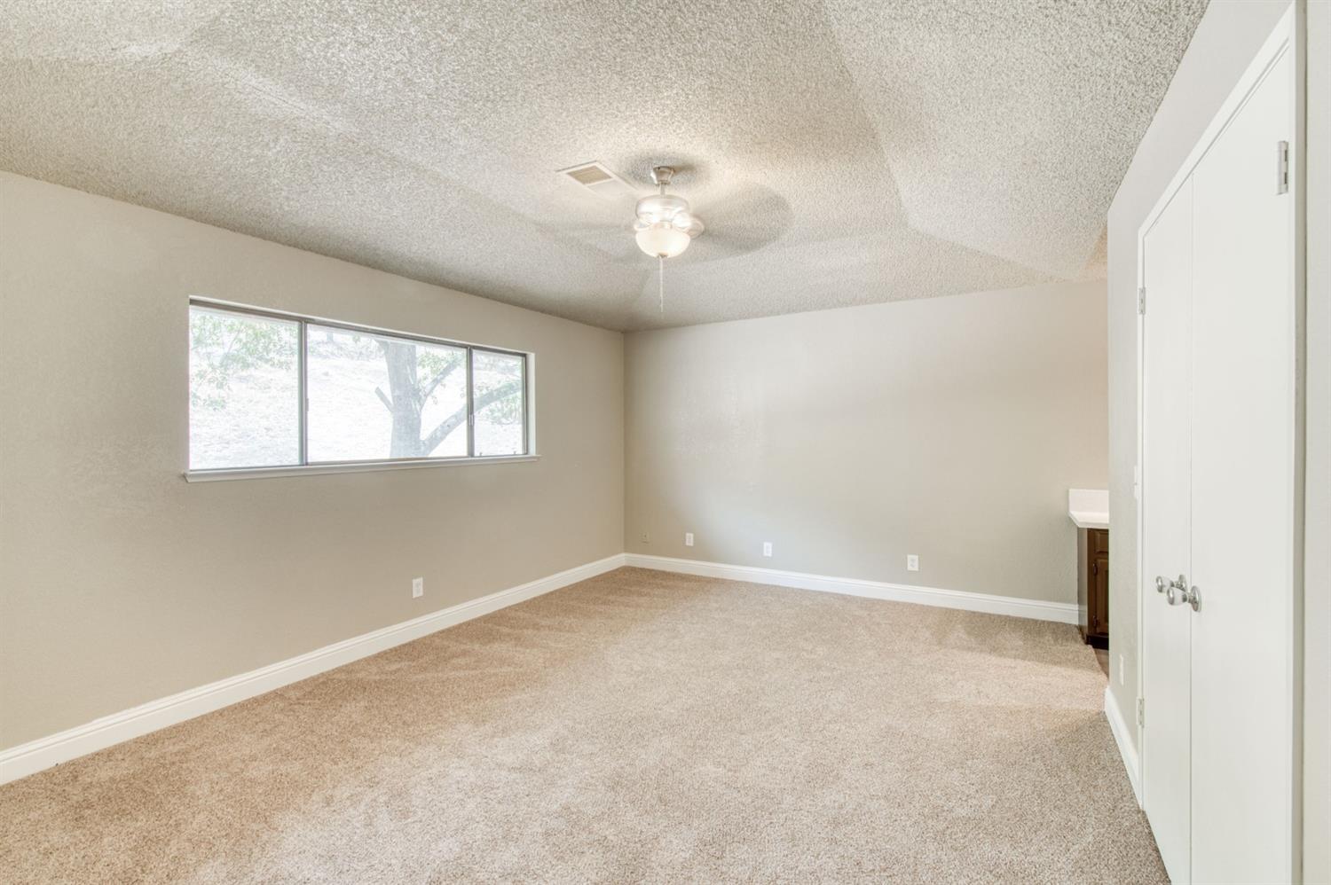 36170 Mistletoe Road Squaw Valley, CA 93675 - Photo 13 of 49 Gallery Image 13