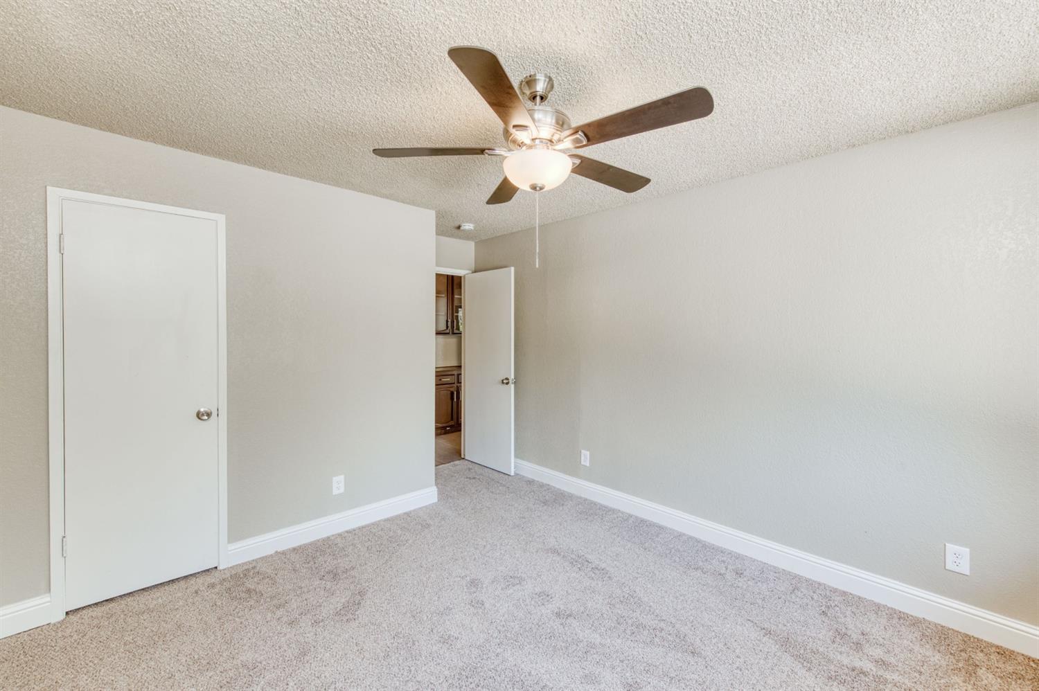 36170 Mistletoe Road Squaw Valley, CA 93675 - Photo 18 of 49 Gallery Image 18