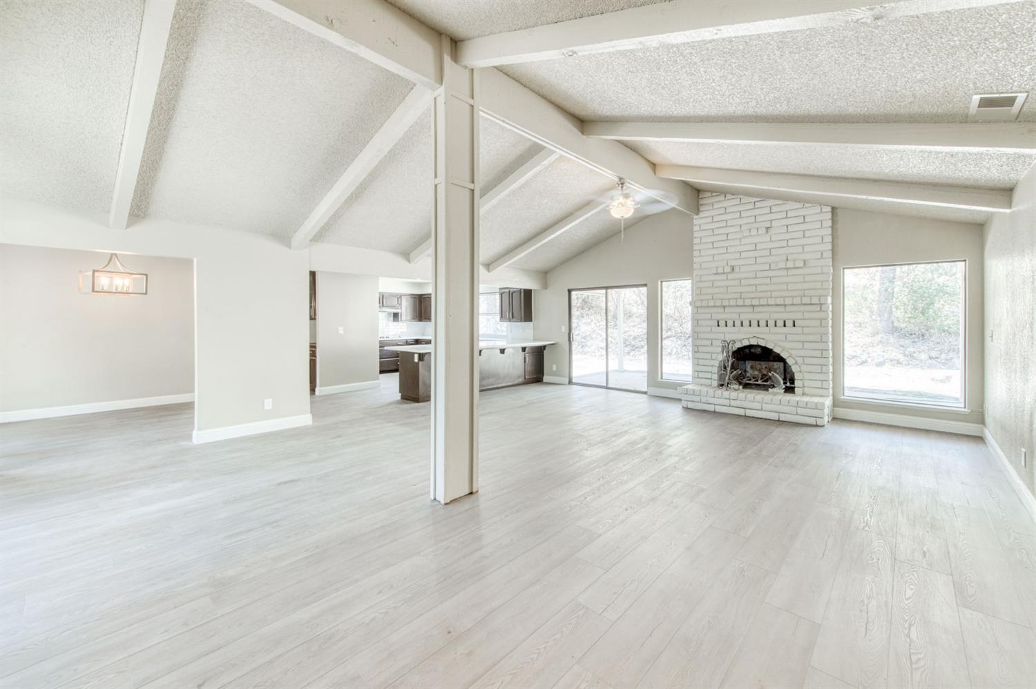 36170 Mistletoe Road Squaw Valley, CA 93675 - Photo 3 of 49 Gallery Image 3