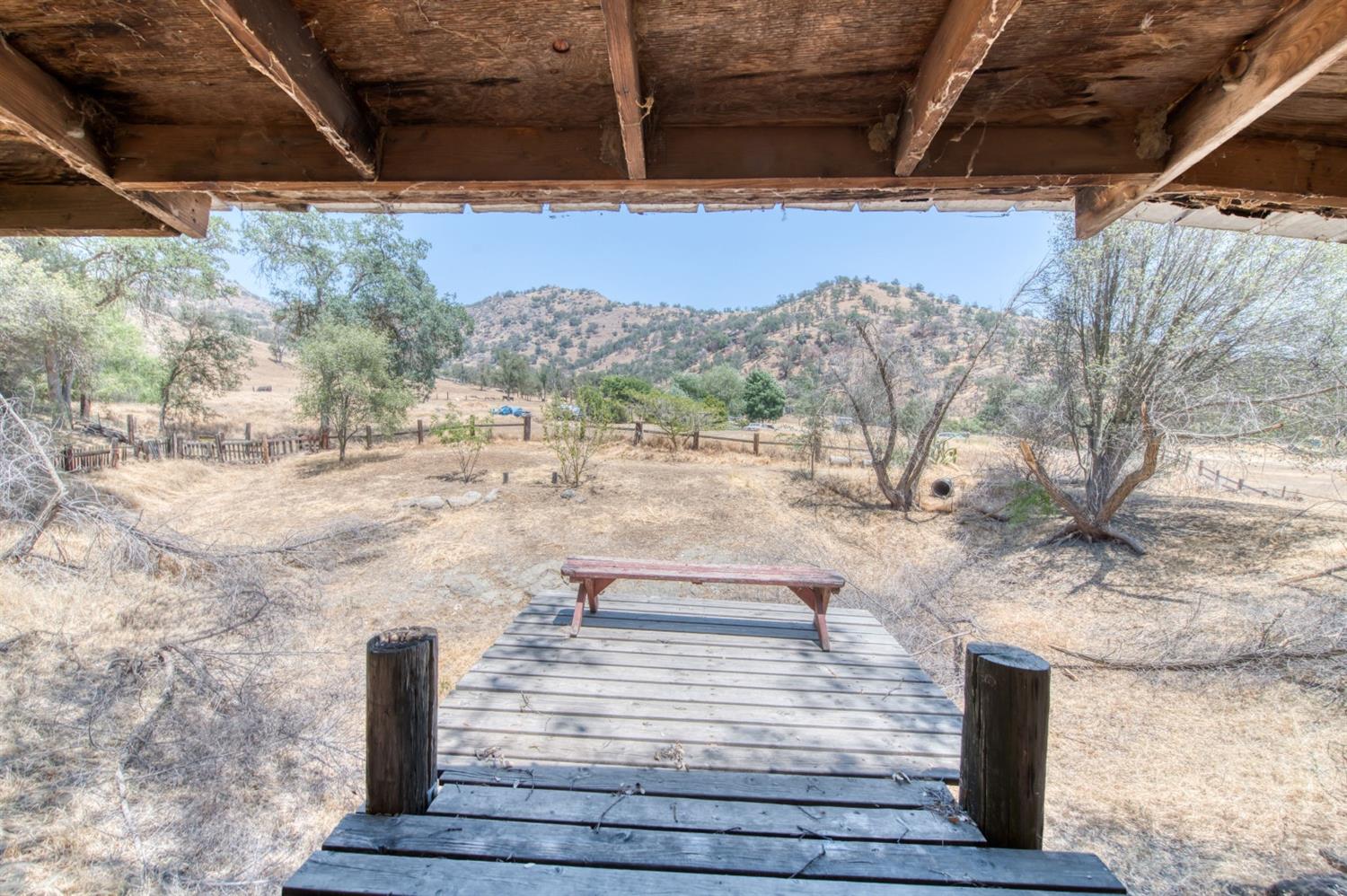 36170 Mistletoe Road Squaw Valley, CA 93675 - Photo 33 of 49 Gallery Image 33