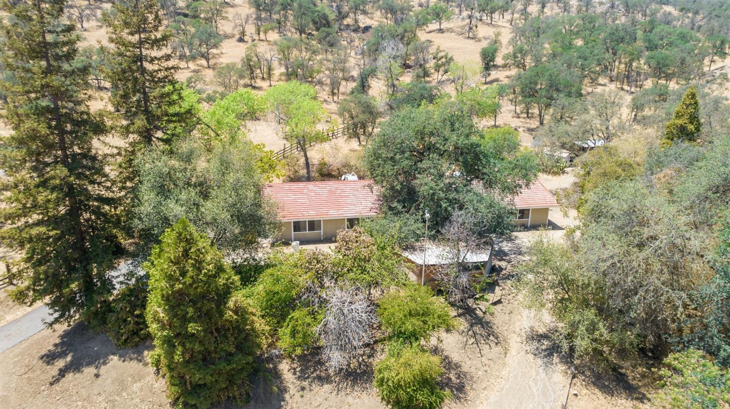 36170 Mistletoe Road Squaw Valley, CA 93675 - Photo 40 of 49 Gallery Image 40