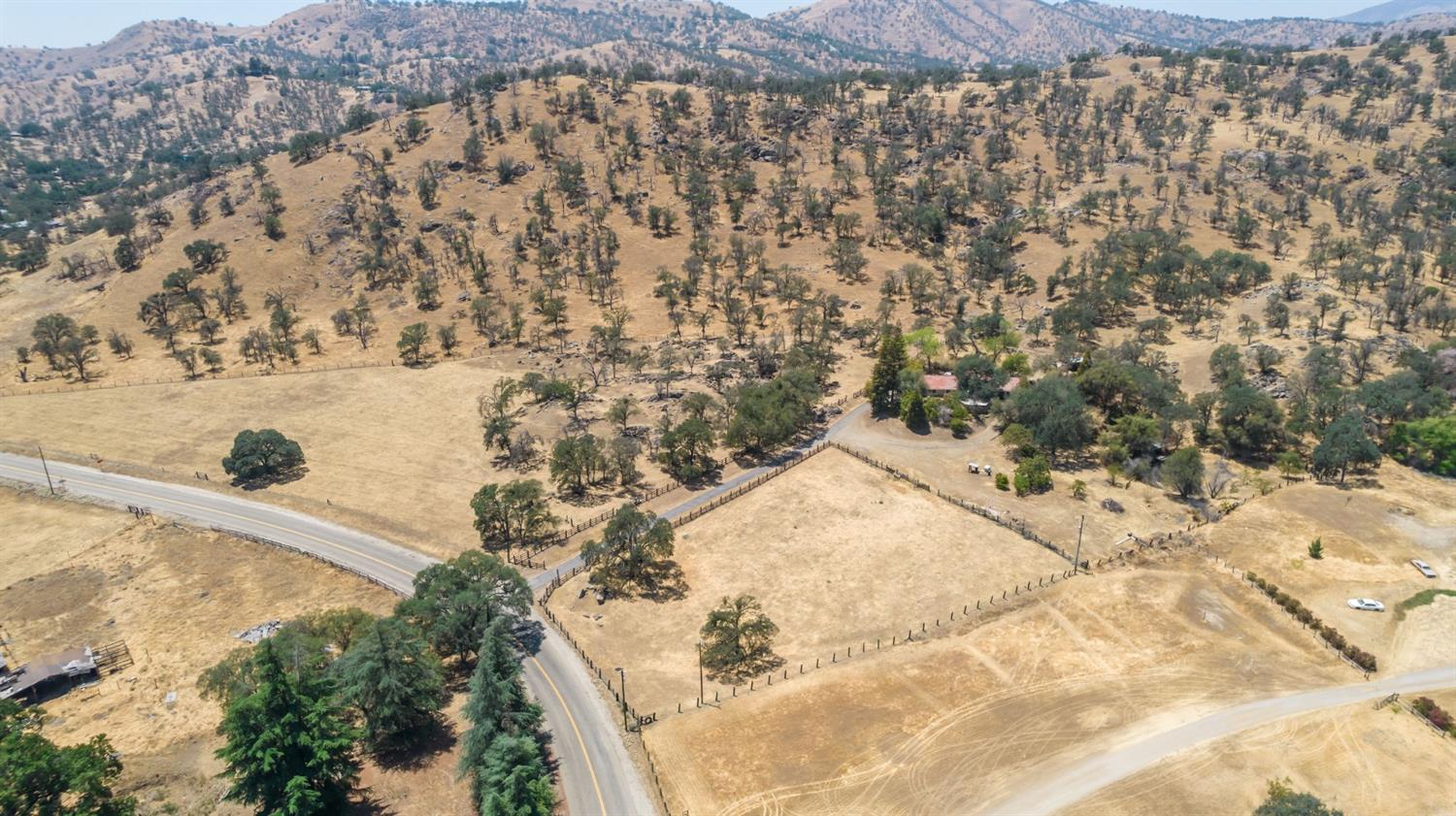 36170 Mistletoe Road Squaw Valley, CA 93675 - Photo 47 of 49 Gallery Image 47