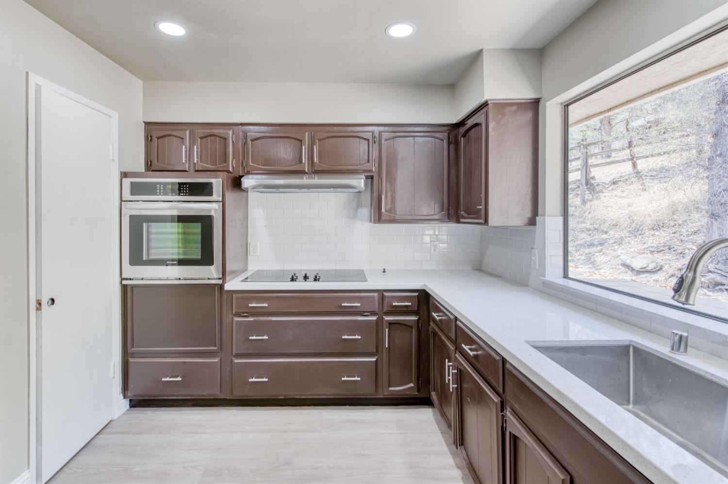 36170 Mistletoe Road Squaw Valley, CA 93675 - Photo 8 of 49 Gallery Image 8