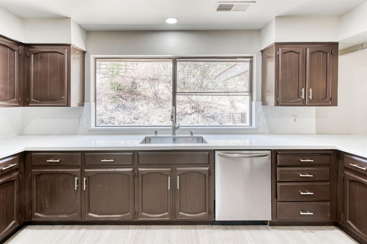 36170 Mistletoe Road Squaw Valley, CA 93675 - Photo 9 of 49 Gallery Image 9