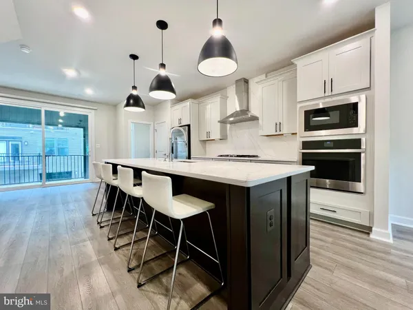 $3,800 | 2339 Water Promenade Avenue, Herndon, VA 20171