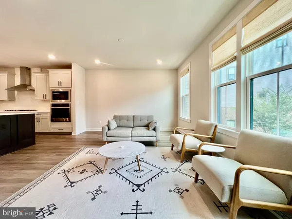 $3,800 | 2339 Water Promenade Avenue, Herndon, VA 20171