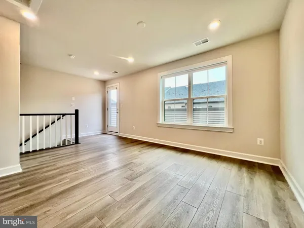 $3,800 | 2339 Water Promenade Avenue, Herndon, VA 20171