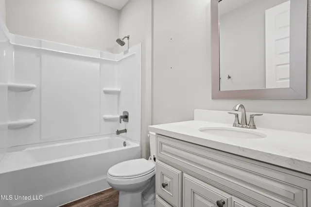 $395,500 | 6746 Maurepas Circle, Ocean Springs, MS 39564